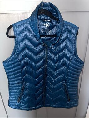 Calvin Klein Teal Chevron Quilted Puffer Vest